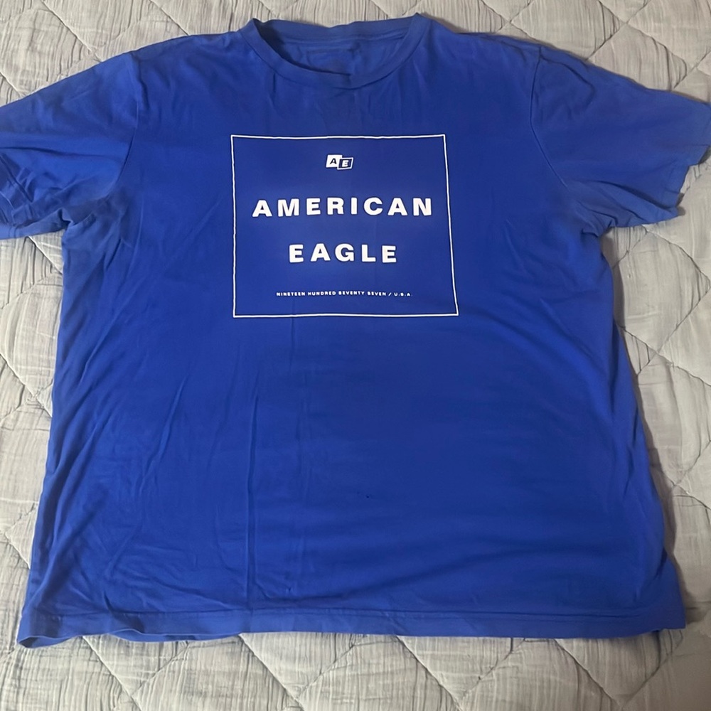 American Eagle Blue T-shirt - Large